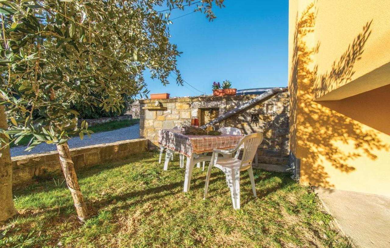 Apartment Between The Vineyard Ankaran Exterior foto